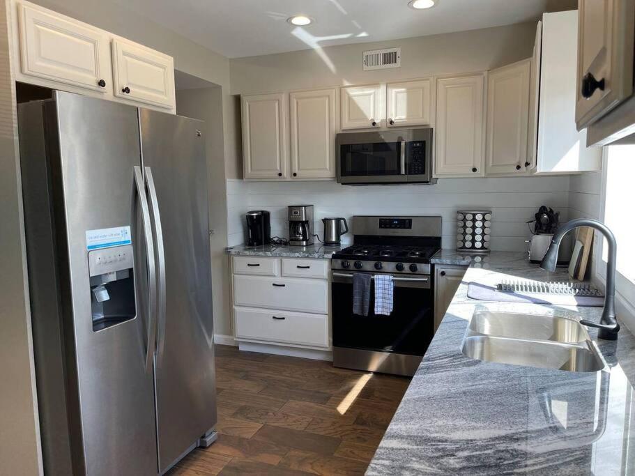 The Gray House By Gallaudet 4 Bedroom 3 Ba Ferienhaus Washington